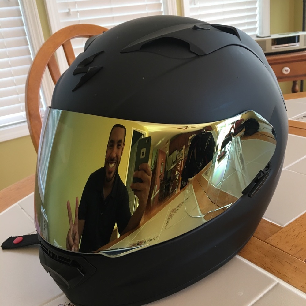 Meet your Posher, Kkenneth